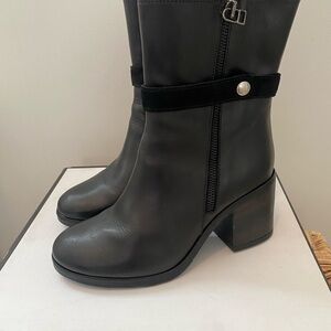 Coach and Four Black Heeled Boots